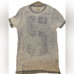 Hollister soft women’s top.  Size small